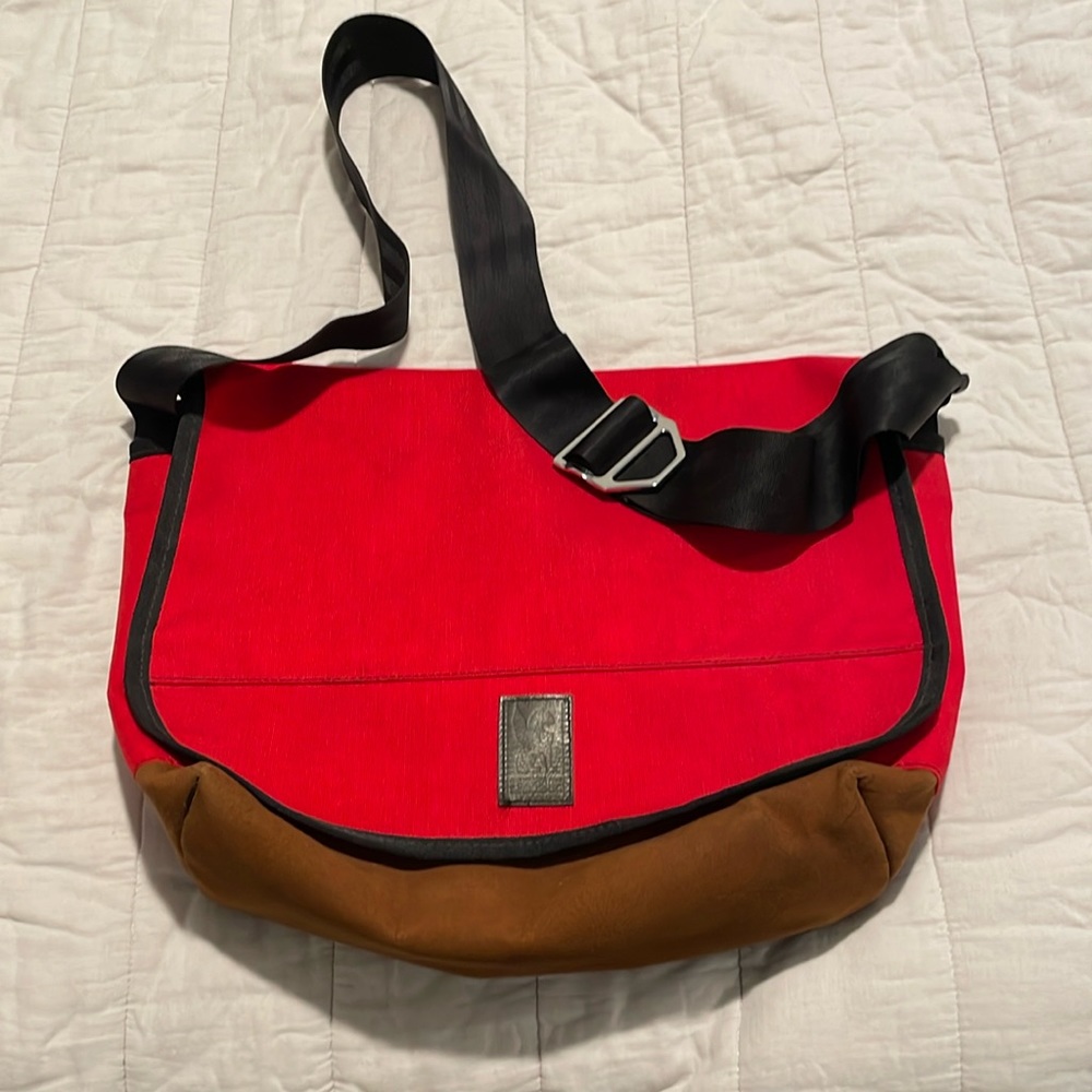 Chrome industries messenger bag